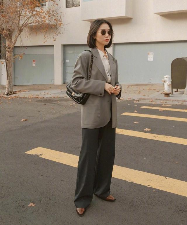 小个子女生的西服穿搭大赏即使身高155cm也能穿出高阶气质