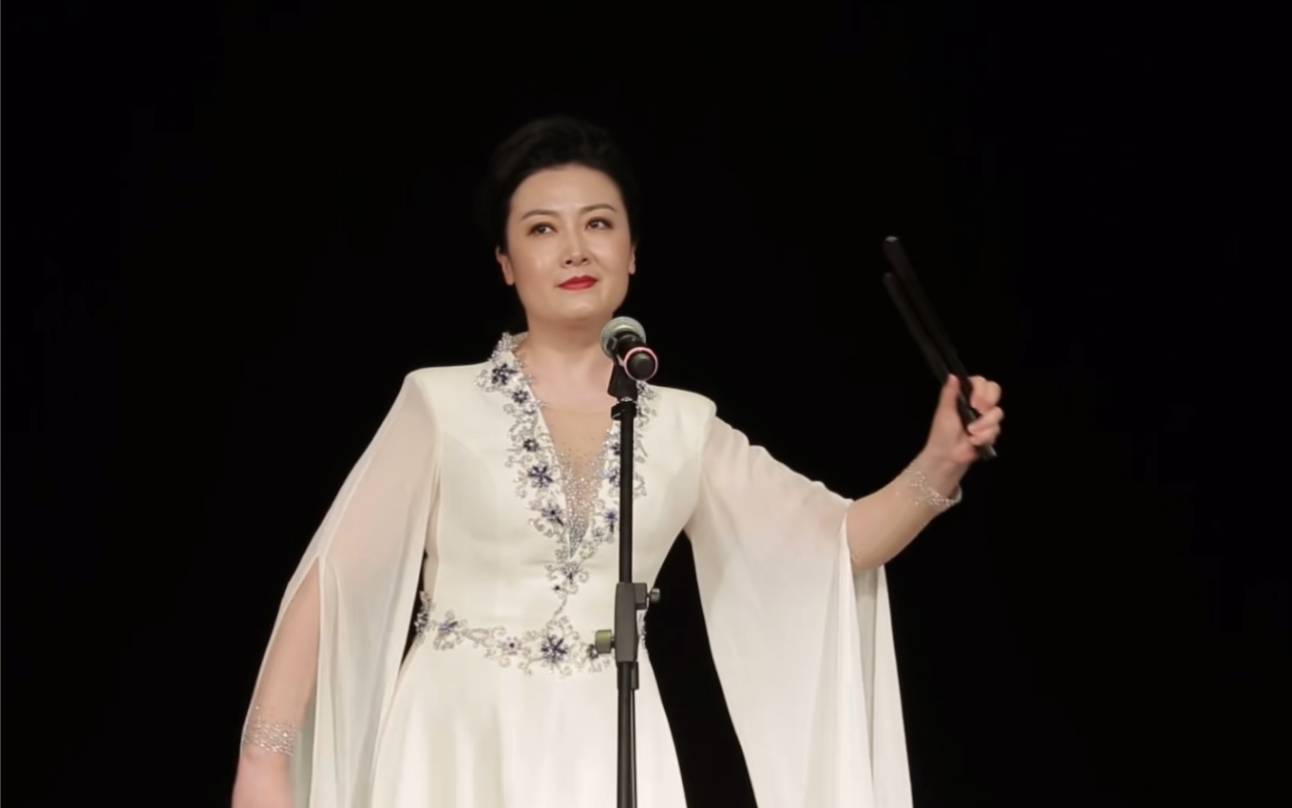 快乐星球乐乐妈陈娜表演河南坠子《伯牙摔琴》,声情并茂,风采依旧(有