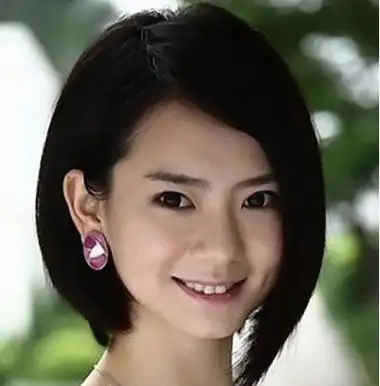 沙宣发型图片 2023流行发型女中短发-丹霞百科