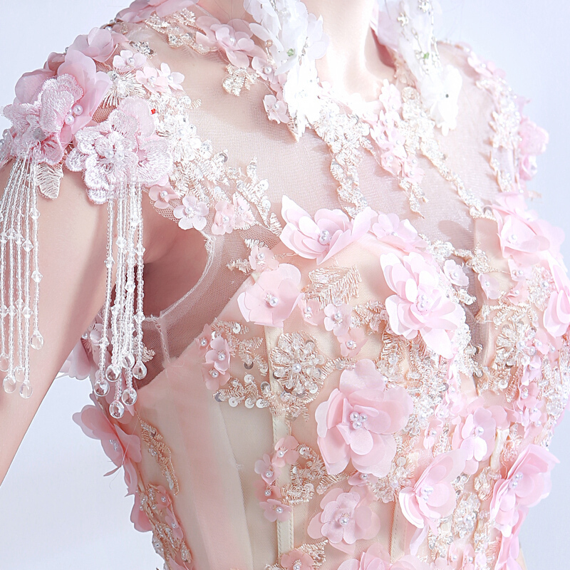 粉色蔷薇花朵新娘婚纱礼服结婚敬酒服粉红色