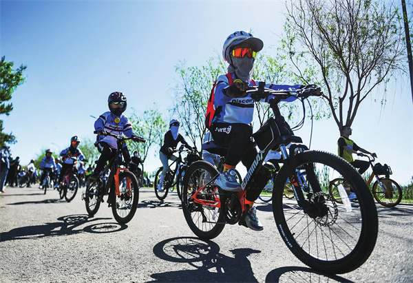 内蒙古自治区"奔跑吧·少年"儿童青少年主题健身活动启动