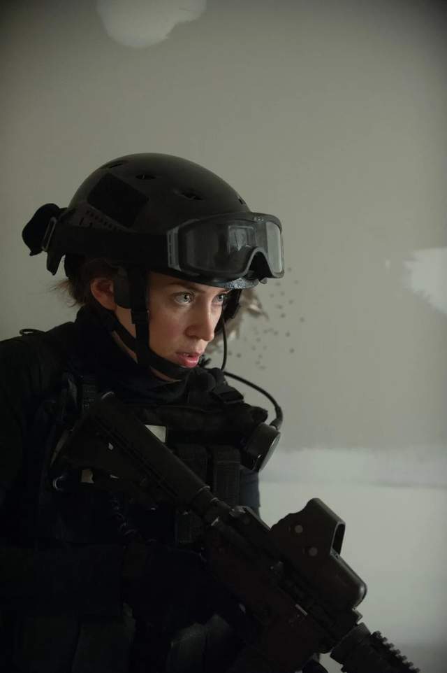 沼泽地_电影_社会