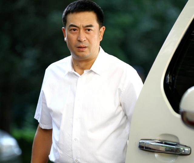 在8月13日,有关张嘉译婚变的消息登上了热搜,这不禁让大家感到非常的