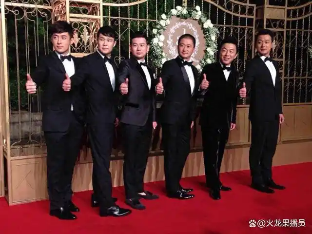 要面子还是有真心?明星婚礼场面大,黄晓明花2亿,有的在特批地