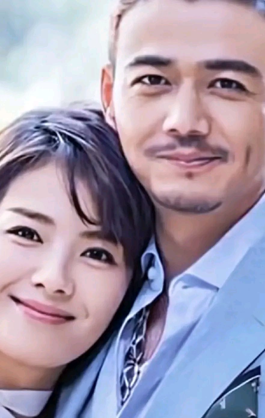 刘涛和杨烁icon公众场合毫不忌讳,演艺圈压根就没有纯洁的友谊,特别是