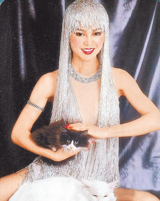 "一代妖姬"皈依佛门! 崔苔菁未婚养子43年 68岁"笑看平淡生活"不眷恋