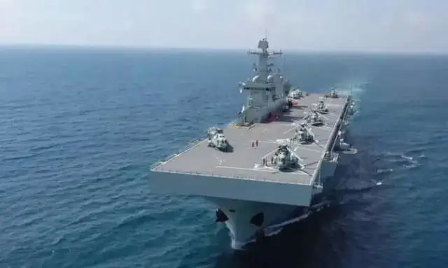 075型两栖舰4号舰:带脚手架或许在海试,传将被命名为"江西"舰_腾讯