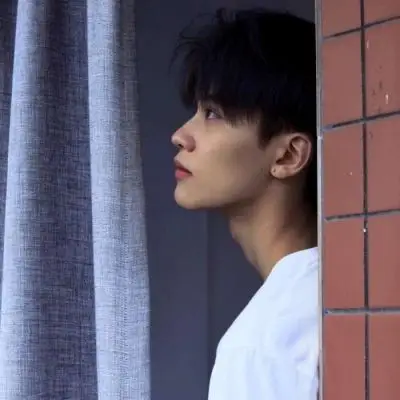 高清帅气的清新男神头像图片