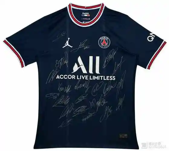 法甲巴黎圣日耳曼俱乐部全体球员亲笔签名球衣