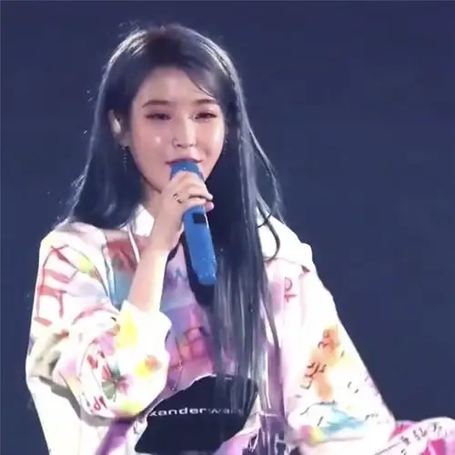 抖音休闲潮牌中长上衣连帽宽松甜美小个子iu卫衣