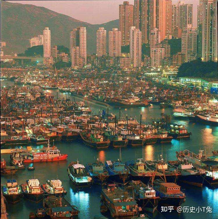 90年代的香港繁荣发达堪称真正的世界一线城市