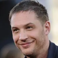 好莱坞演员汤姆·哈迪qq头像_与恶魔斗争要么屈服堕落要么完胜(2)