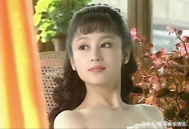 1993年陈红《梅花三弄之水云间》,饰汪子璇,明眸皓齿,桃腮带晕