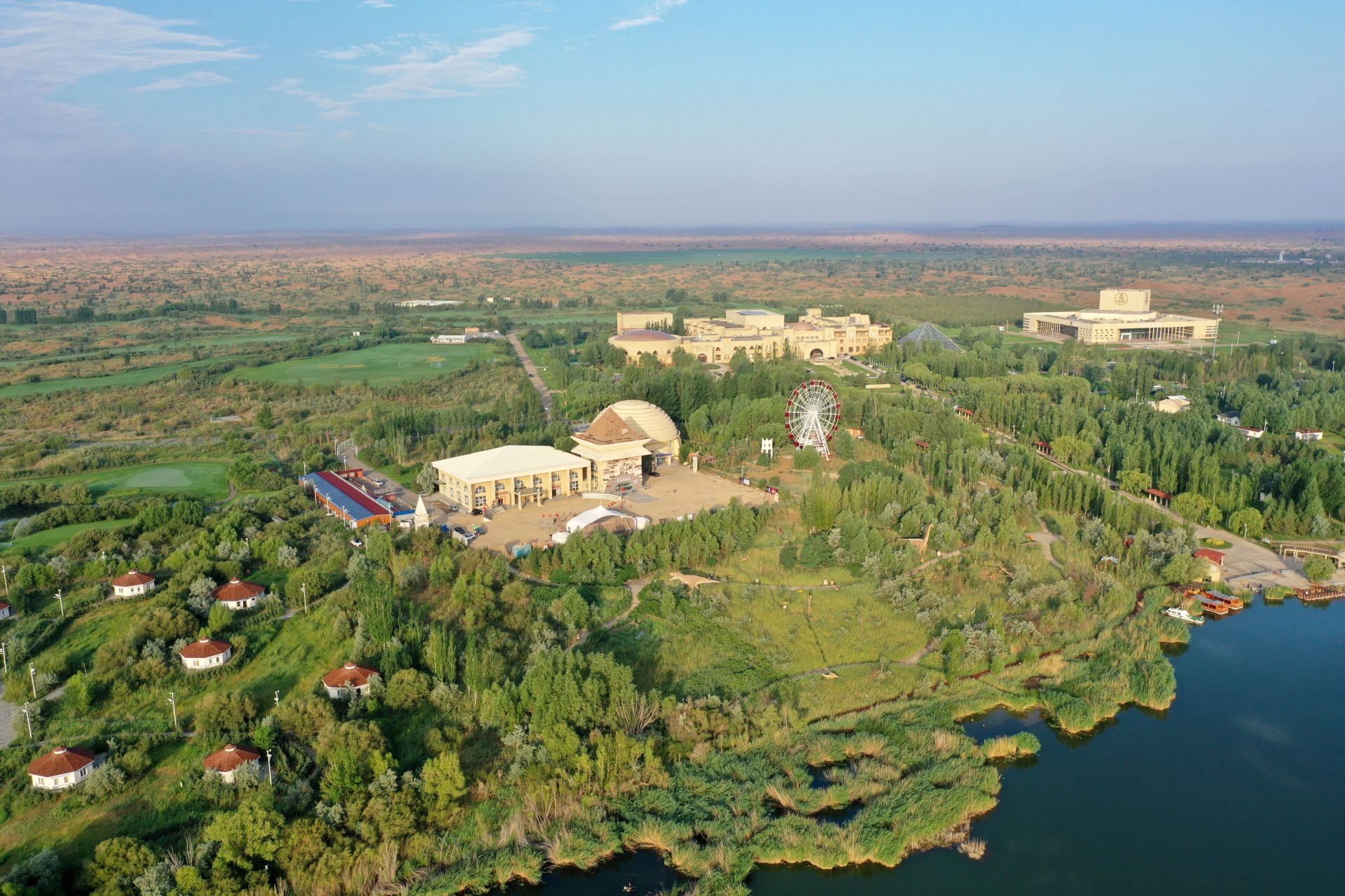 首页>>正文巴彦淖尔市乌拉特前旗的乌梁素海.