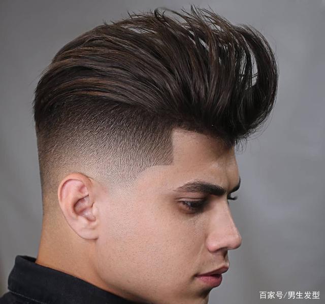 18款"霸气"的男士发型,夏天剪一款,清爽又帅气