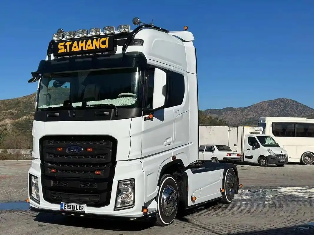 国外卡车图鉴.转载自ig:@ersinlerotomotiv - 抖音