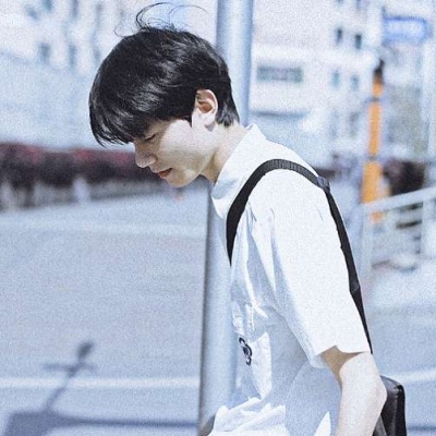 男生头像文艺干净清新