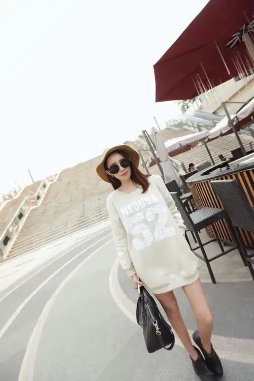 2931#秋冬新款 52号人脸数字 印花圆领加绒加厚包臀长款卫衣