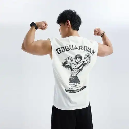 阳光帅气男生头像500x500分辨率:体型健美八块腹肌4