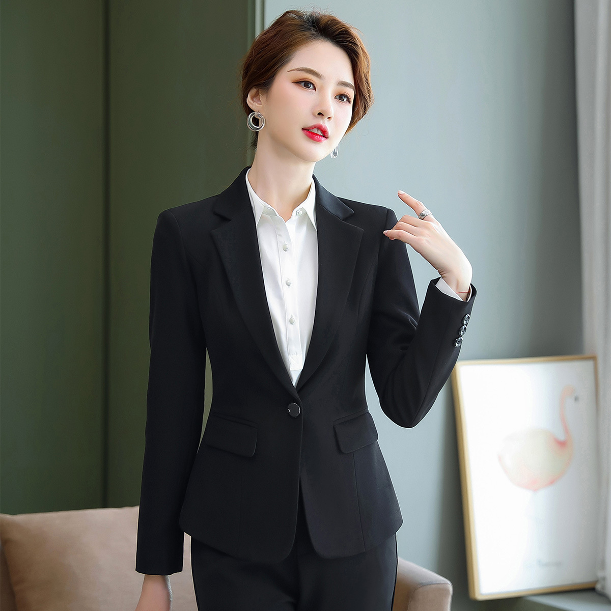 长袖一粒扣白色职业装 职业女裤套装 女士精品工作服 酒店经理装-报价