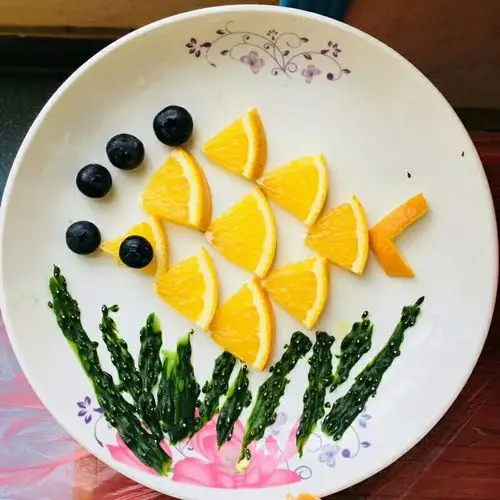 董北实小幼儿园小4班蔬菜水果拼盘大赛开战啦!