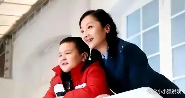 著名演员唐静与王新军离婚15年如今55岁依然单身家庭却很幸福