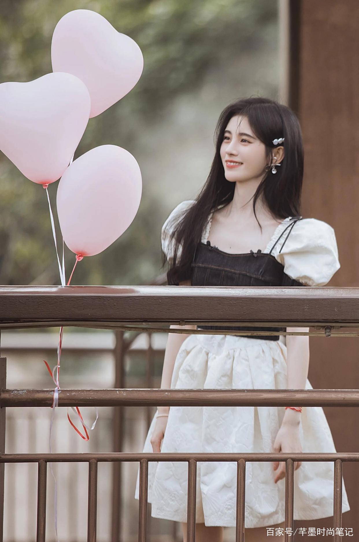 鞠婧祎扮演"绿野仙踪公主",青春活力,符合二十岁左右女生穿搭_颜色