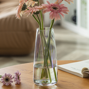 鲜花瓶北欧风格