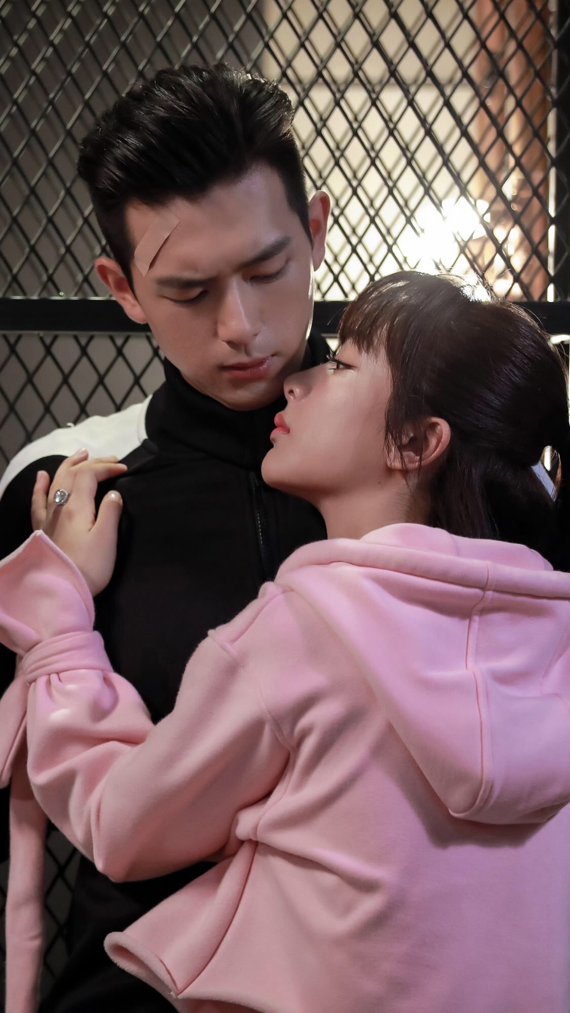 亲爱的热爱的李现杨紫手机壁纸