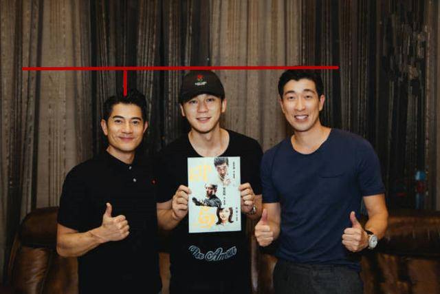 李晨发了一条微博,王千源转发评论说:你夸我,我开心