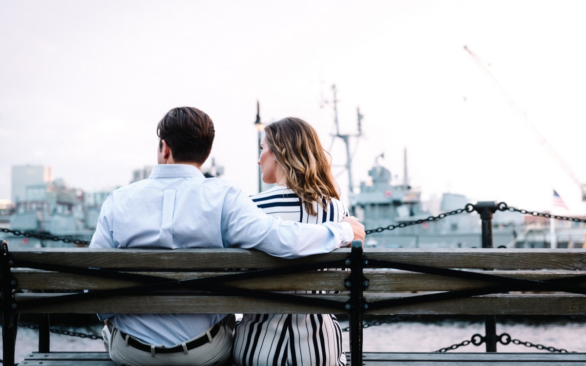 甜蜜情侣背影图片壁纸-人物壁纸-高清人物图片-第5图-娟娟壁纸