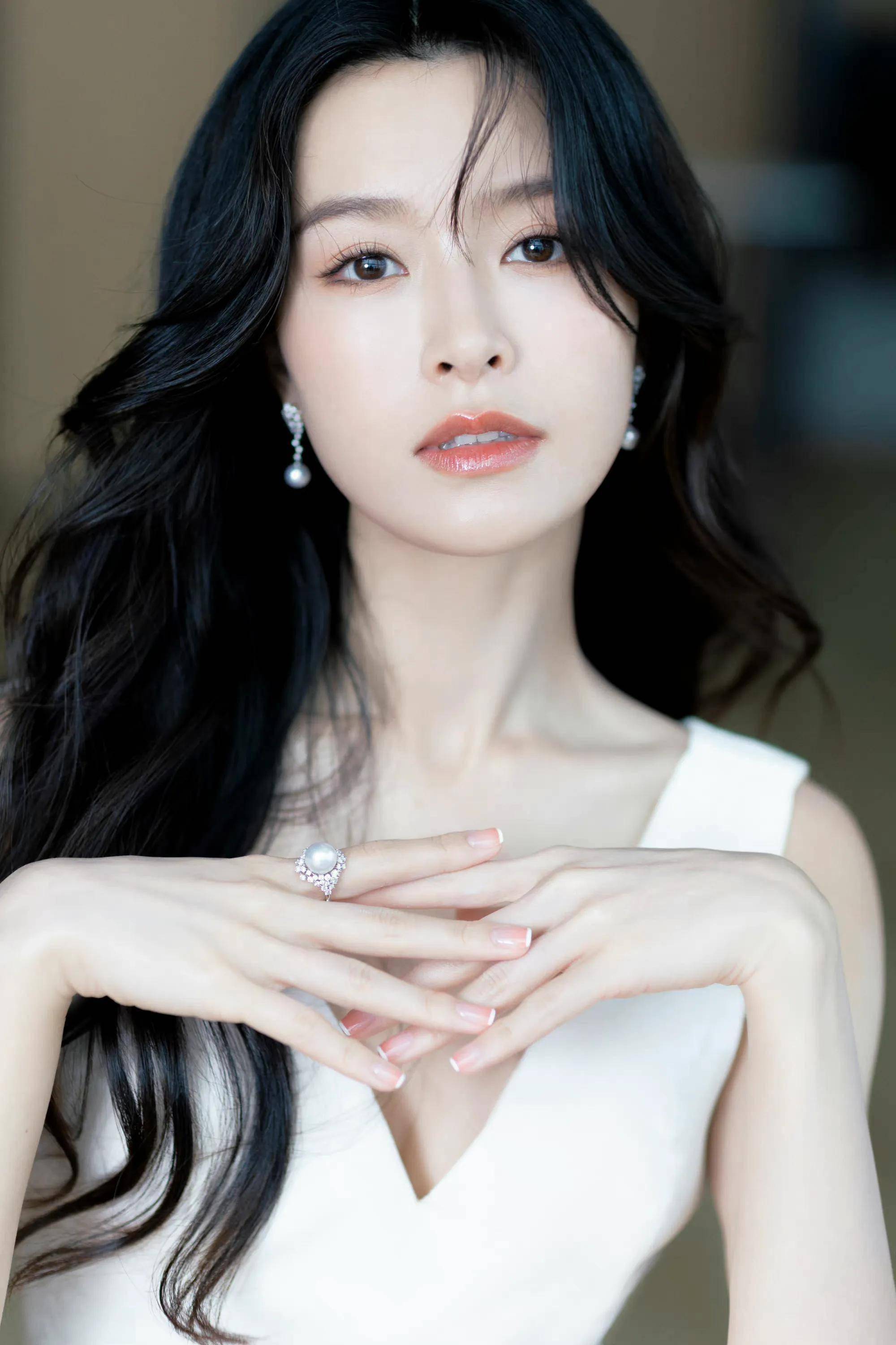 女星文咏珊写真合集:眉目如画,千娇百媚