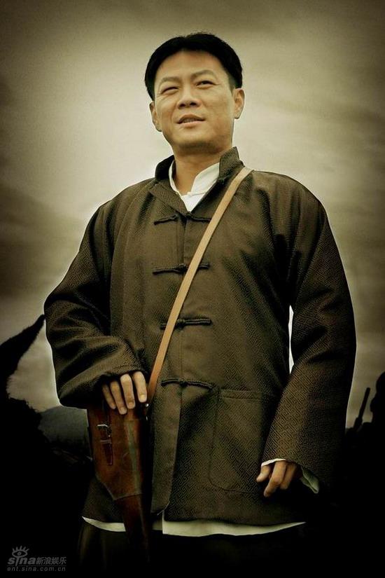 资料图片:《地道英雄》人物--王宁饰计一彪
