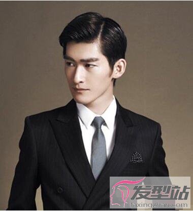 偏分发型男时尚修颜非常帅气