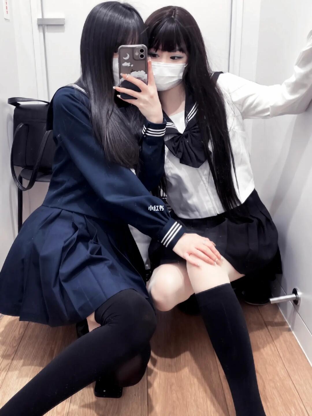 基础款  #jk穿搭  #jk女孩出没  #jk双子  #对镜拍  #拍照姿势