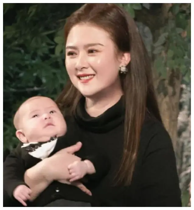 沈腾,王琦难得合体示爱 华丽亮相,幸福如初!_家庭_爱情_生活