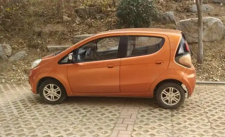 【济南二手奔奔mini】1.30万 橙色 1.