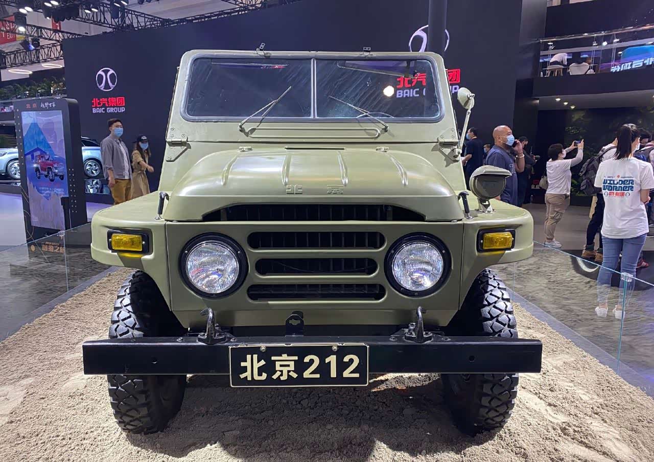 儿时记忆的纯正国产车北京吉普212