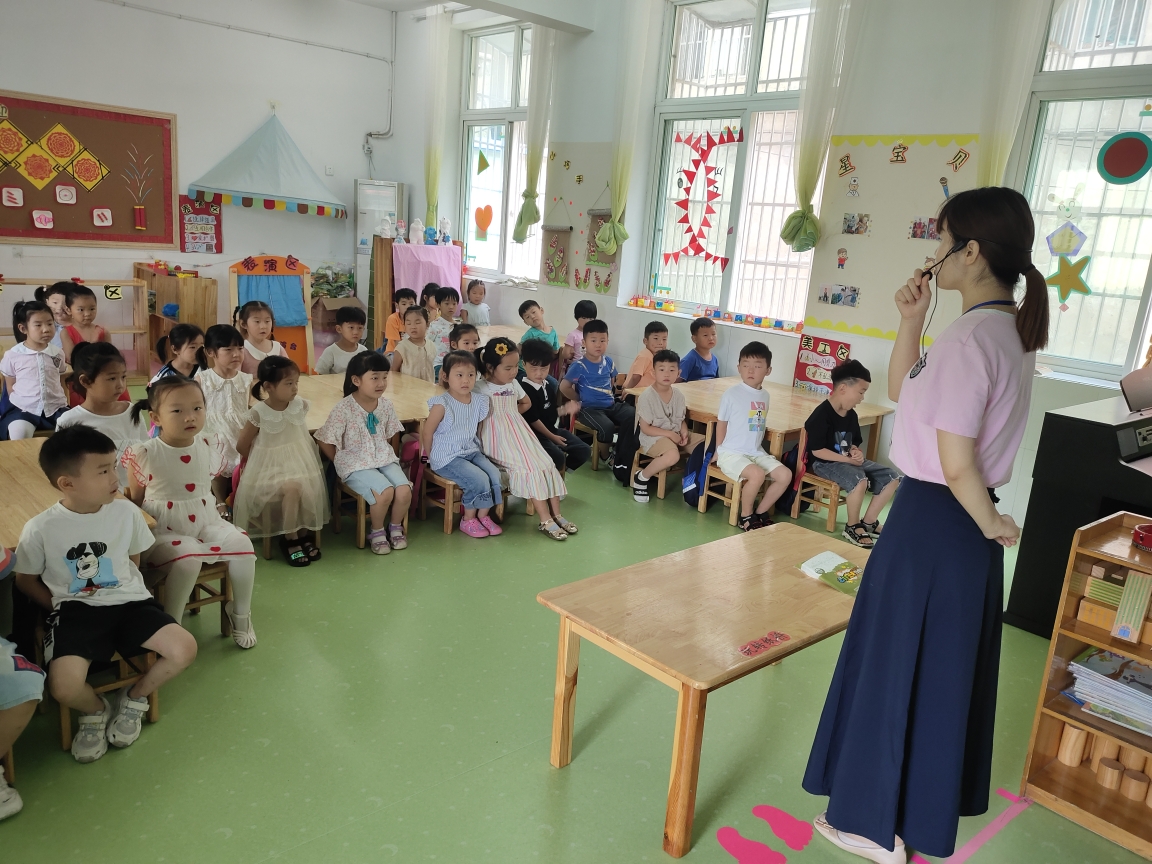 博才幼儿园中科院课程快乐玩科学——芽芽三班科学小实验 《马儿快