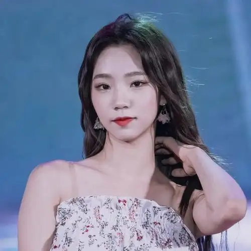 李夏天头像,李真淑,yeoreum,女爱豆头像,宇宙少女头像dt江念安 @photo