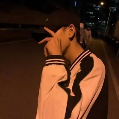 最火时尚潮男微博头像2019精选 一言不合就耍酷