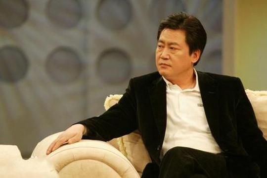 赵宝刚,中国内地影视导演,编剧,制作人,演员,国家二级导演.