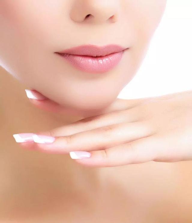 导语:你知不知道,一个人的下巴,会直接影响到整个脸的形状,想要一张