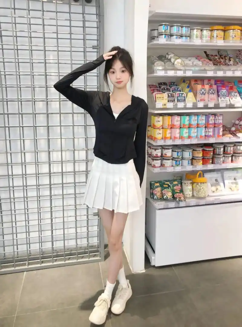 好看的17岁.#清纯甜美 #校园#夏季穿搭 #青春#06 - 抖音