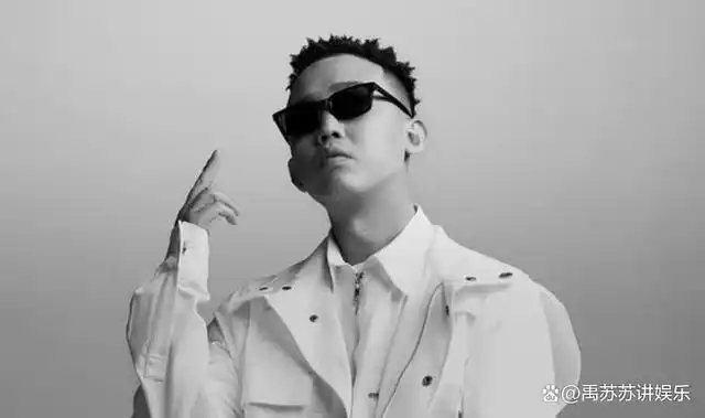 疑似gai与女粉丝私信曝光对话露骨不敢相信网友没有惊讶