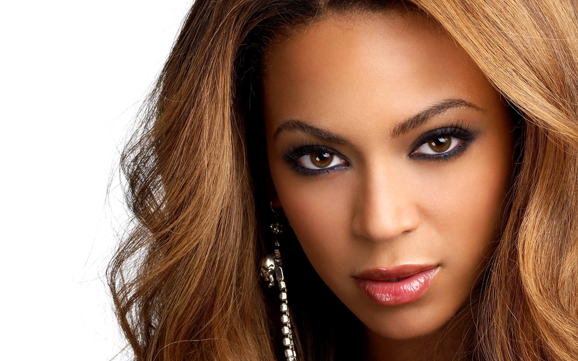 欧美乐坛性感天后碧昂丝beyonce热辣写真桌面壁纸(二)