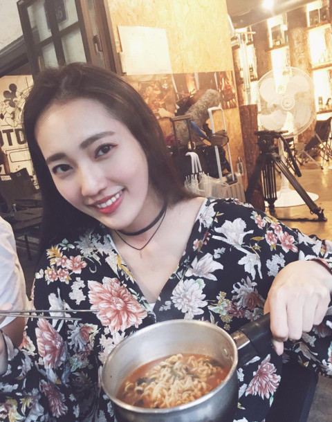 王棠云穿搭(图/翻摄自instagram @sarah9_23)