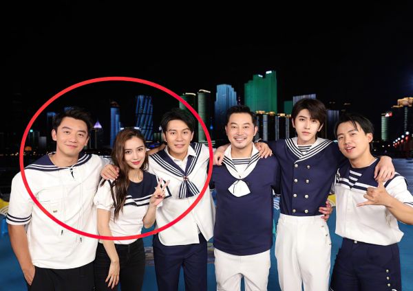 郑恺游戏胜利,baby不避嫌大声欢呼,激动下两字称呼听呆cp粉_蔡徐坤