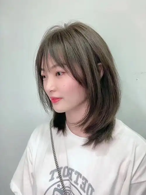 圆脸女生短发发型减龄免打理初恋头2021流行