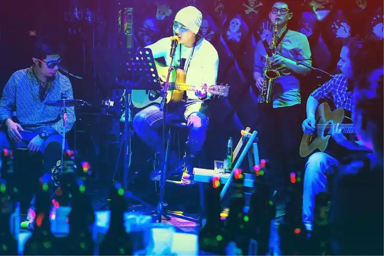 中秋啦国庆啦,舒格酒吧搞事啦